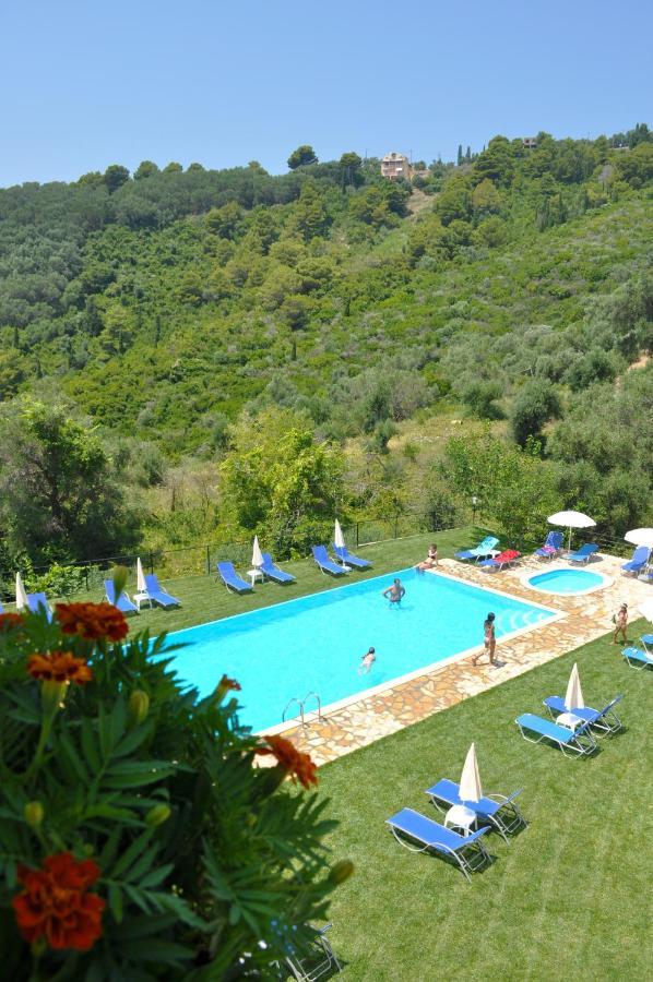 Large Apartment By The Pool - Pelekas Beach, Corfu Dış mekan fotoğraf
